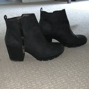 Black boots